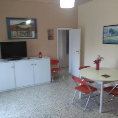 أتشيريالي Appartamento In Villa المظهر الخارجي الصورة