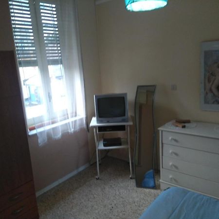 أتشيريالي Appartamento In Villa المظهر الخارجي الصورة